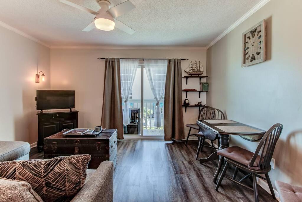 Kraken'S Den * Oceanview * Steps To Ocean * Pool Apartment Carolina Beach Luaran gambar