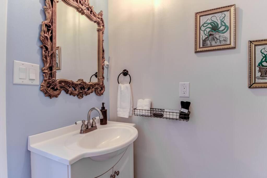Kraken'S Den * Oceanview * Steps To Ocean * Pool Apartment Carolina Beach Luaran gambar