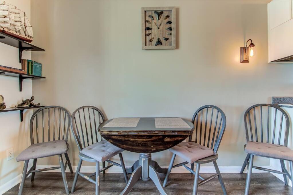 Kraken'S Den * Oceanview * Steps To Ocean * Pool Apartment Carolina Beach Luaran gambar